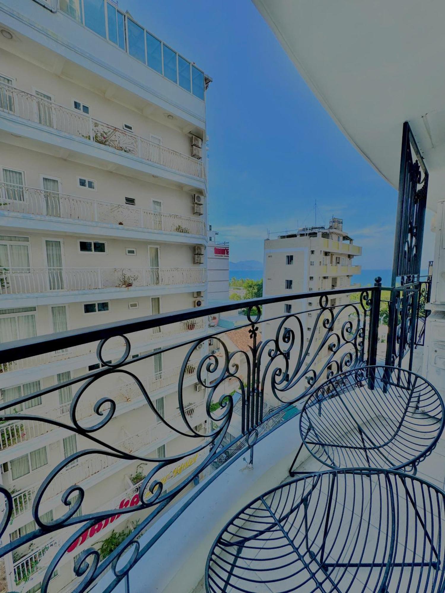 Paris Luxury Hotel & Apartment Nha Trang Exterior foto